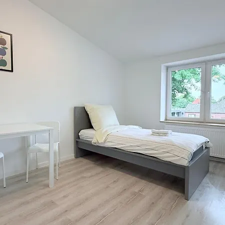 Monteurwohnung Zentrale Lage Mit Parkplatz & Schleusenblick Appartamento Brunsbuttel