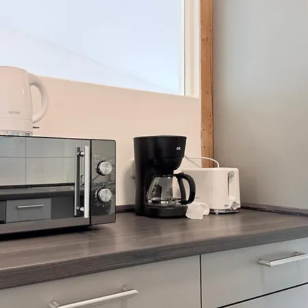 Monteurwohnung Zentrale Lage Mit Parkplatz & Schleusenblick