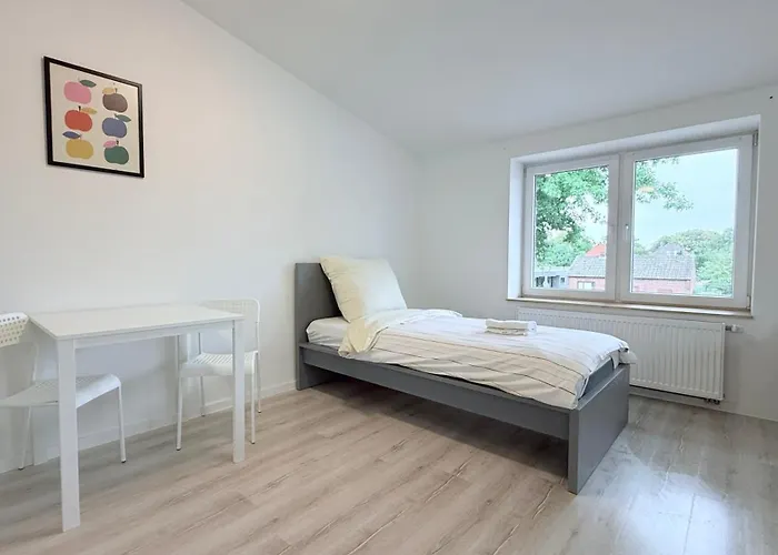 Monteurwohnung Zentrale Lage Mit Parkplatz & Schleusenblick Appartement Brunsbuttel