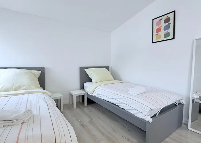 Monteurwohnung Zentrale Lage Mit Parkplatz & Schleusenblick